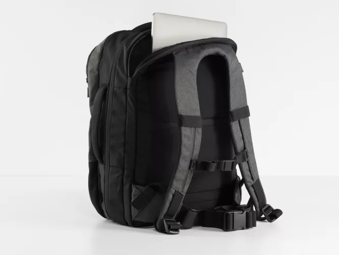 BontragerTravelBackpack_33189_A_Alt2