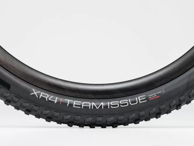 BontragerXR4TeamIssueTLR_13585_E_Alt2