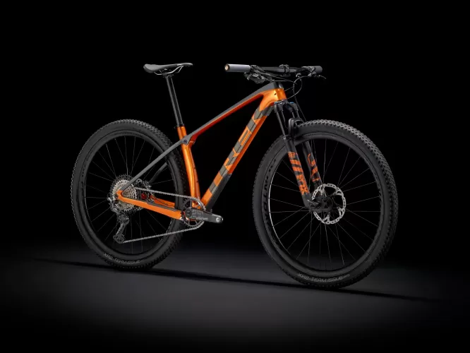 Procaliber98_21_33269_A_Factoryorange